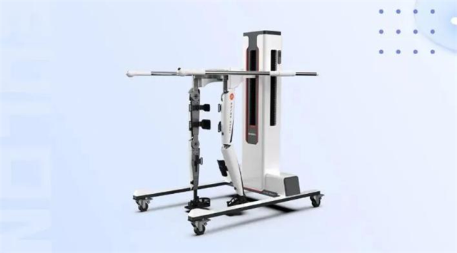 图为腾云系列下肢外骨骼机器人